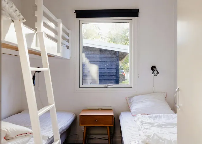 Aspe House Gazes Towards The Sea Feriehus *